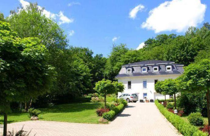 Weißes Haus am Kurpark, Fewo Waldblick Quedlinburg Exterior foto